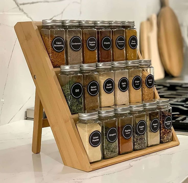 Standing spice rack