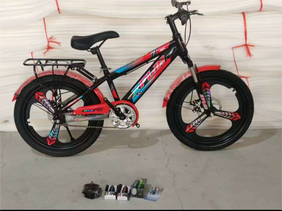 BMX mountain bicycle (age 7-16)