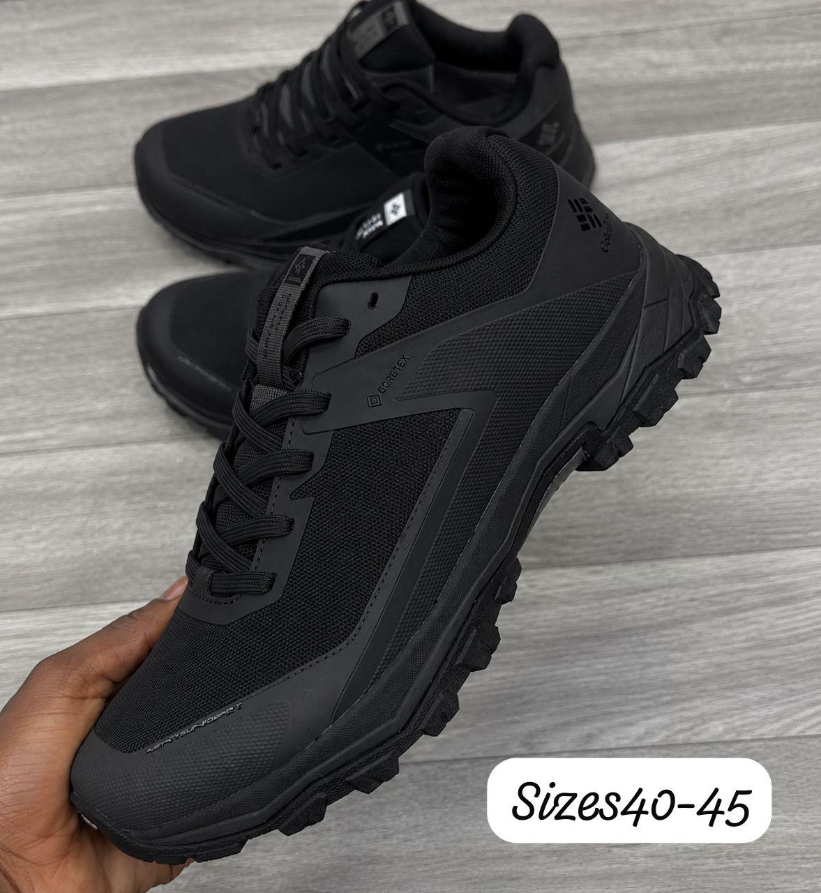Gore-tex waterproof sneakers