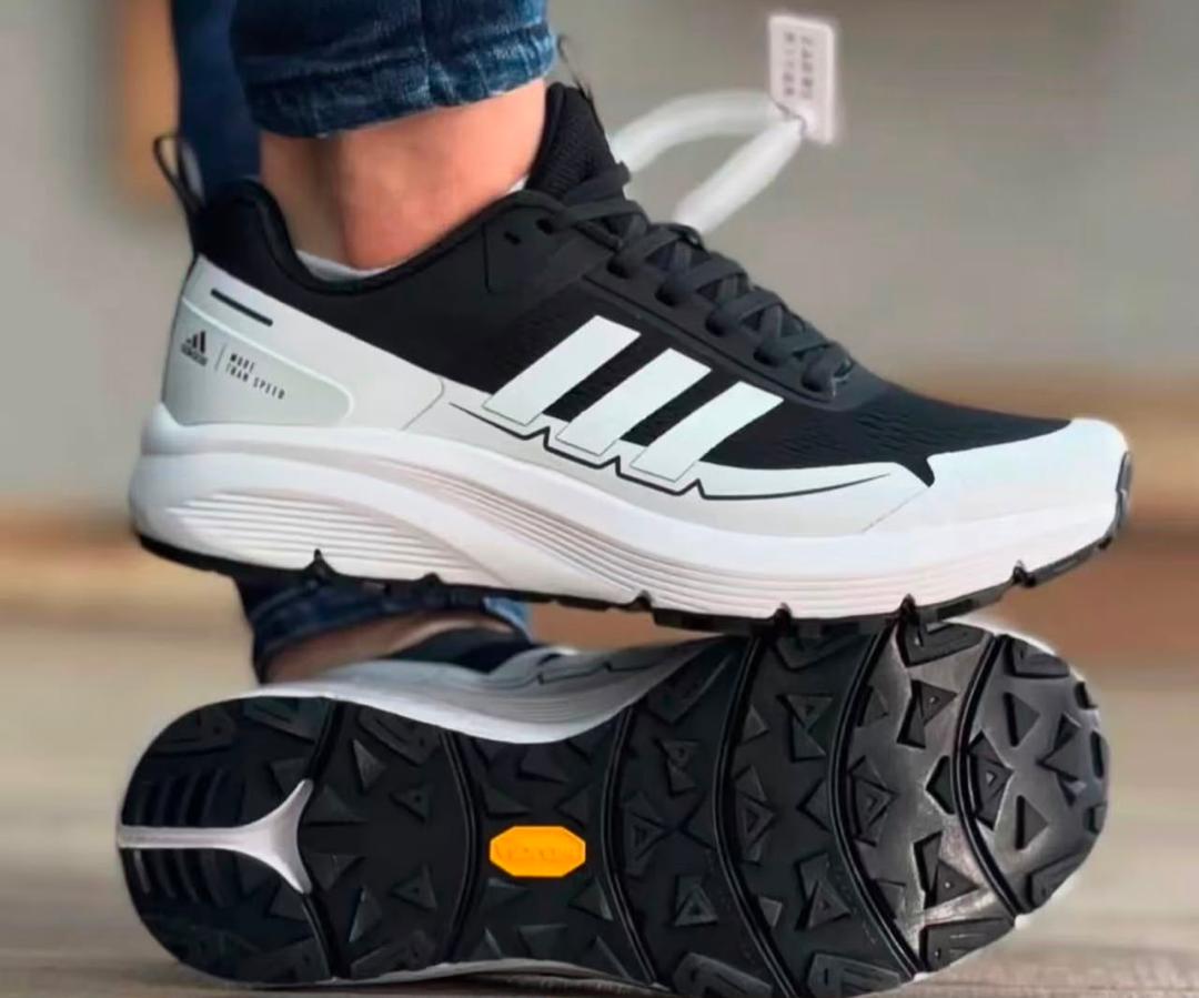 Adidas Speed men's running sneakers