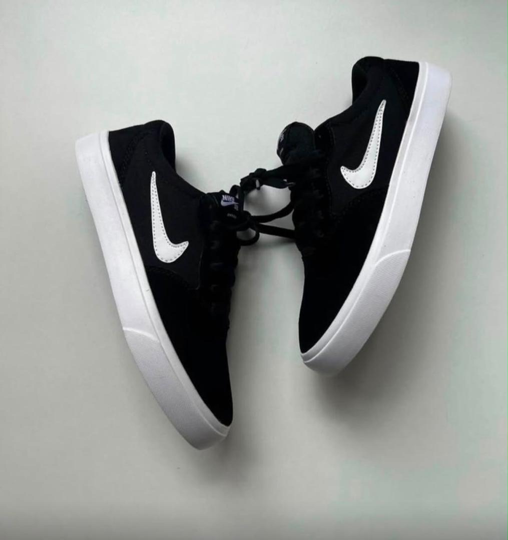 Nike SB Chron Solarsoft casual shoes