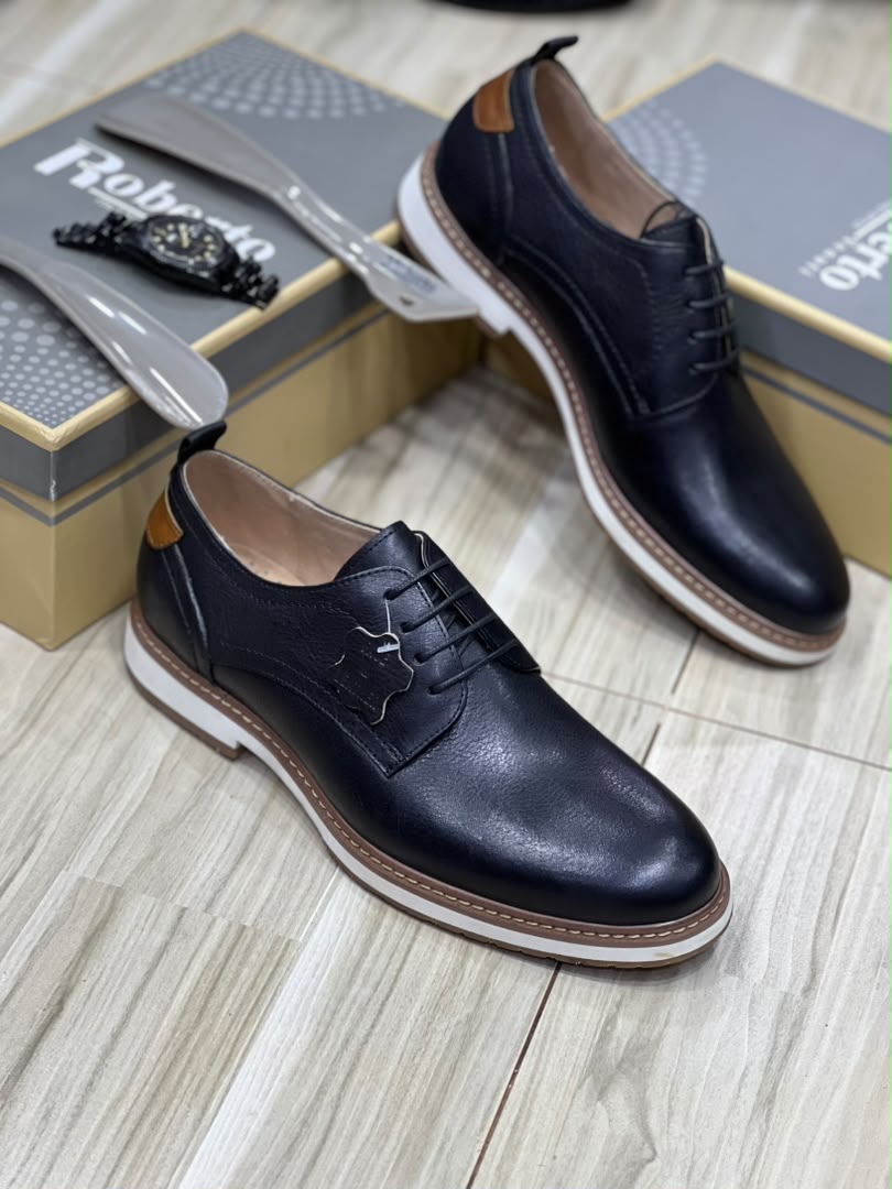 Leather lace-up derby shoes