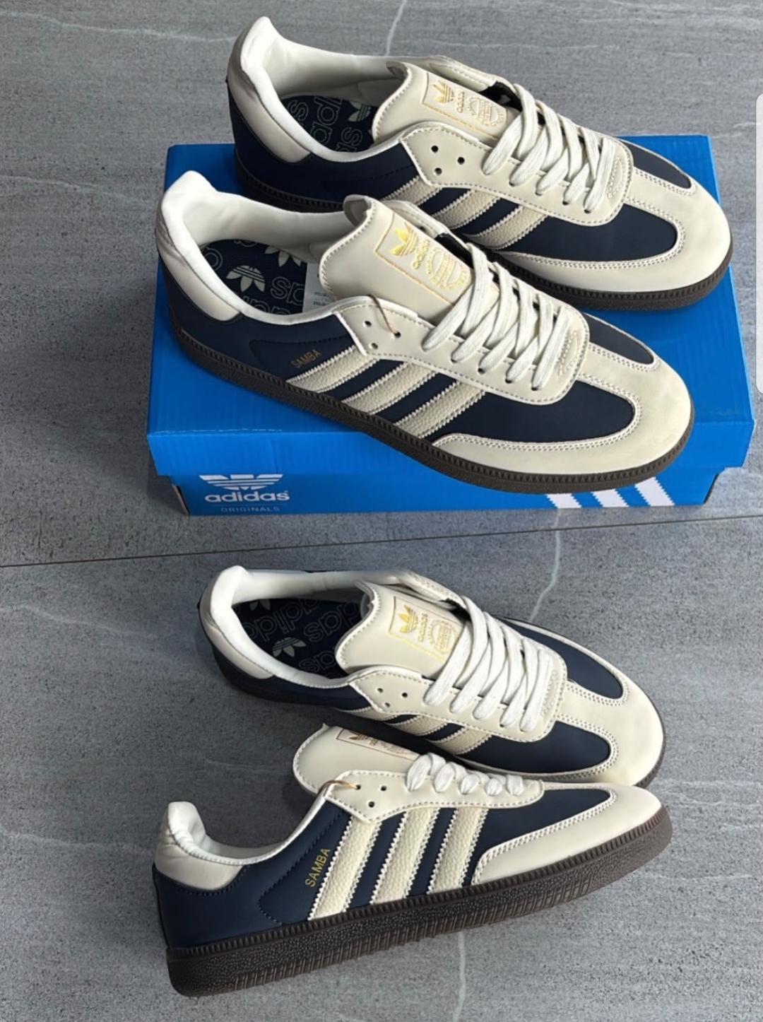 Unisex adidas Originals Samba OG in the "Night Indigo / Crew White"